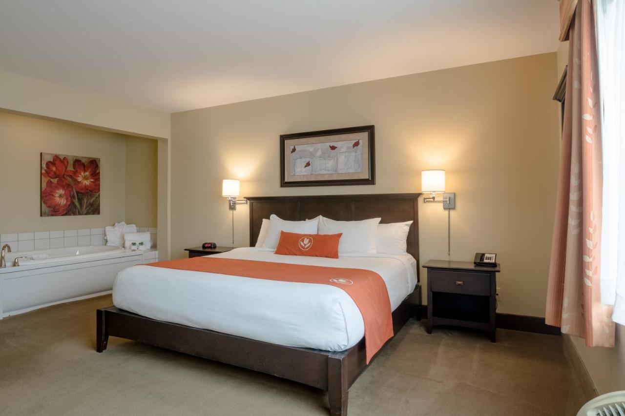 Amsterdam Inn & Suites Sussex Eksteriør billede