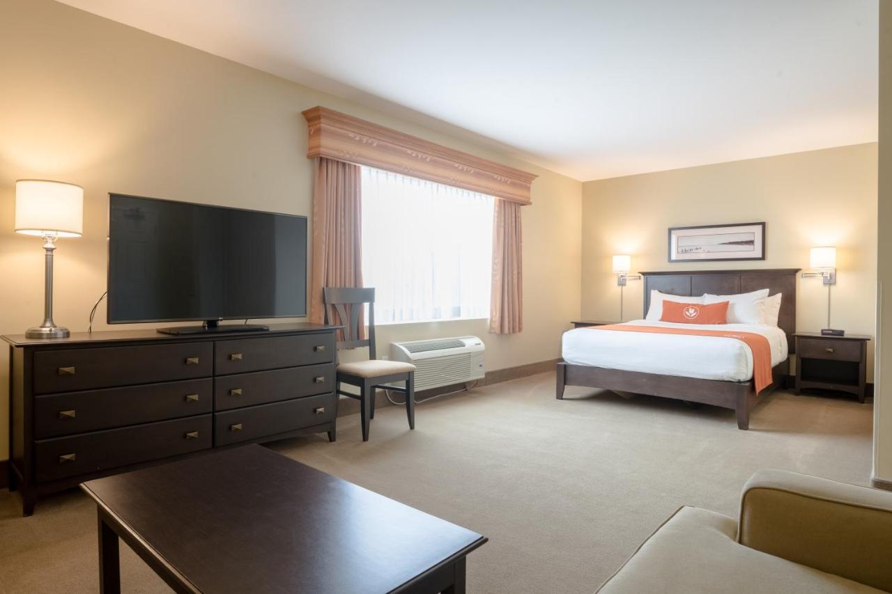 Amsterdam Inn & Suites Sussex Eksteriør billede